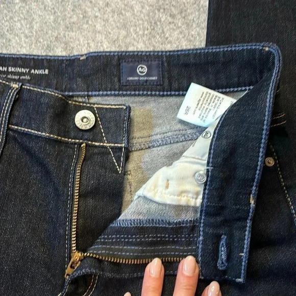 AG  Jeans, The Farrah Skinny Ankle, High Rise Skinny Ankle. Size 26R. - Picture 11 of 13